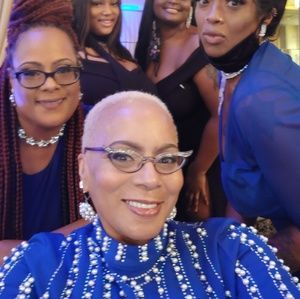 Meet your Posher, Greta